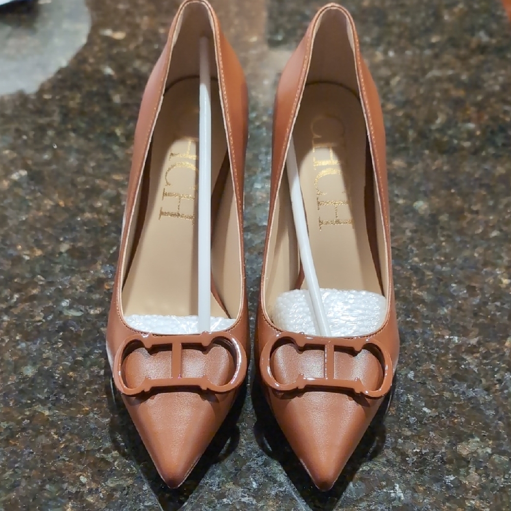 Chic Brown Pumps New